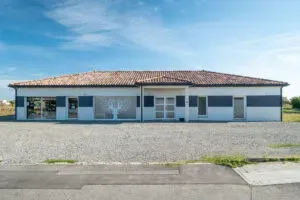 Façade extérieure de la chambre funéraire inaugurée en 2023